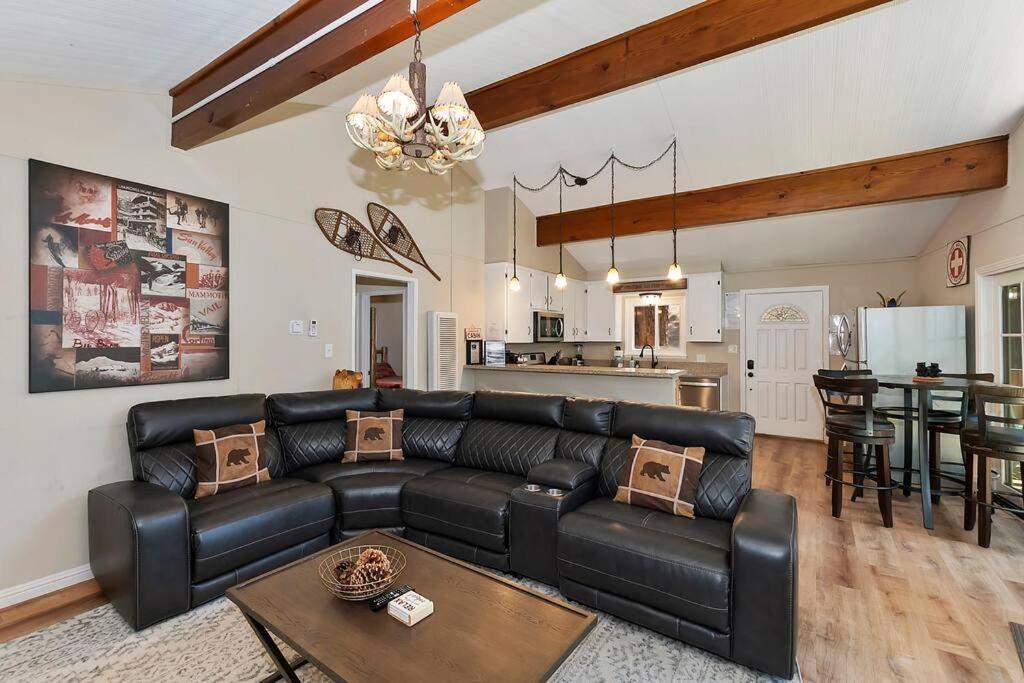 Chalet Monterey W/Hot Tub - Big Decks/Bbq Big Bear Lake Exterior foto