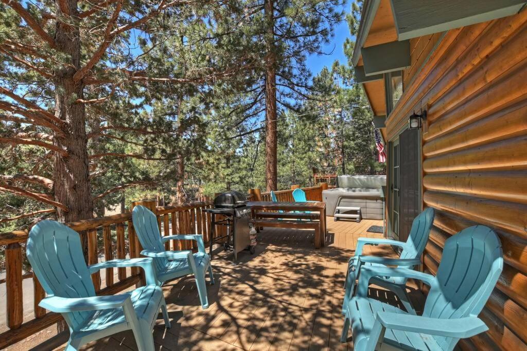 Chalet Monterey W/Hot Tub - Big Decks/Bbq Big Bear Lake Exterior foto