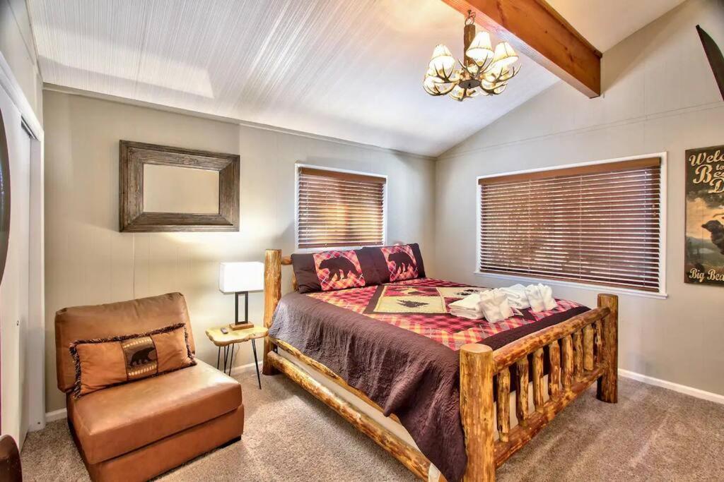 Chalet Monterey W/Hot Tub - Big Decks/Bbq Big Bear Lake Exterior foto