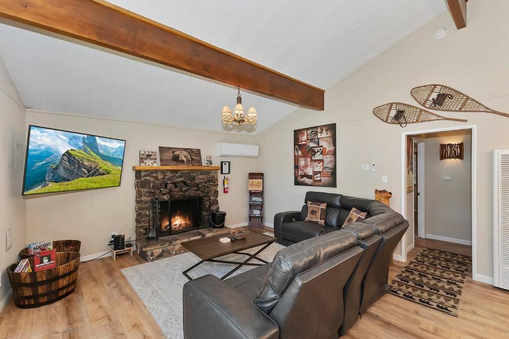 Chalet Monterey W/Hot Tub - Big Decks/Bbq Big Bear Lake Exterior foto