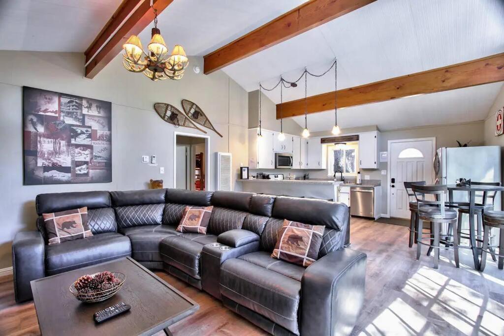 Chalet Monterey W/Hot Tub - Big Decks/Bbq Big Bear Lake Exterior foto